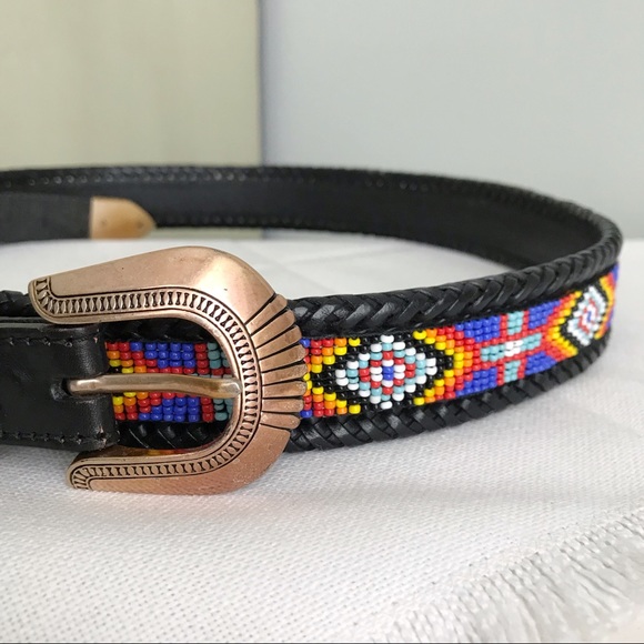 Vtg Leather and Beaded Western Belt